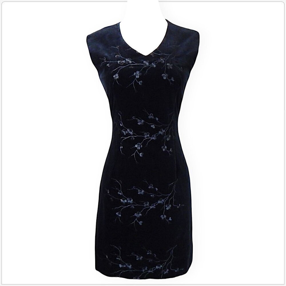 Parallel Black Velvet Embroidered Floral Fitted Sheath Evening Cocktail Dress 6